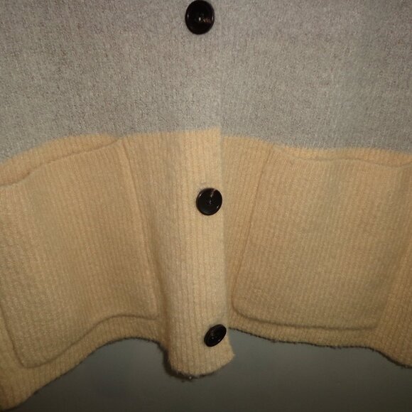 FIRM NWOT Anthropologie SEE U SOON Colorblocked Cardigan XS Neural Buttons - Picture 5 of 10